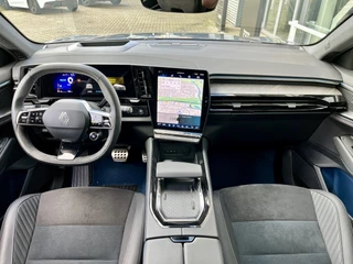 Renault Rafale E-Tech 4x4 Plug-In Hybrid 300 Atelier Alpine  | SOH 98%| All Seasons | Pack Light & Sound | Pack Vision | Harman Kardon | Head-Up Display | Stoel+Stuur+Voorruitverwarming | Matrix Led | 21Inch | Navigatie | Climate Control | CarPlay / 4