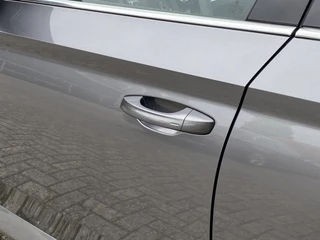 Škoda Superb Combi 1.4 TSI iV 218 pk Business Edition Plus AUT  | 1e eigenaar | navigatie | panoramadak | trekhaak | leder interieur / 16