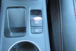 Renault Captur 1.6 E-Tech Plug-in Hybrid 160 R.S. Line Navi, Camera, Stoelverw. / 18
