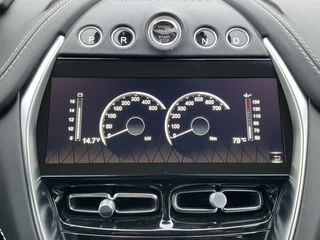Aston Martin DBX 4.0 V8 360° Memory Stoelverw/koeling Sfeerverl Pano Lightning Silver / 8