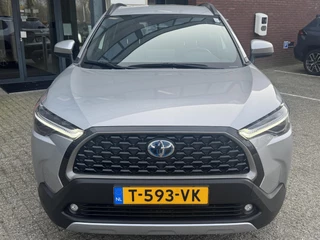 Toyota Corolla Cross Hybrid 140 DYNAMIC NL-AUTO KEYLESS 18'' LM-VELGEN PRIVACY GLASS APPLE/ANDROID CAMERA NAVI AD-CRUISE CLIMA / 23