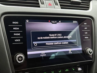 Škoda Octavia Combi 1.5 TSI Greentech Ambition Stoelverwarming | Navigatie | Parkeersensoren | Airco / 20