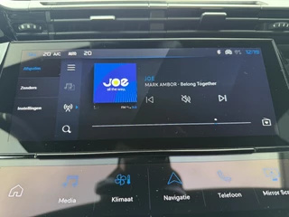 Peugeot 308 SW 180pk Plug-in Hybrid GT (Elektrisch Schuifdak - Elektrische Klep - Leder/Alcantara incl Stoelverwarming/ geheugen - 360gr Camera - Adaptieve Cruise Controle - Parkeersensoren V+A - LED - Keyless Entry) / 32