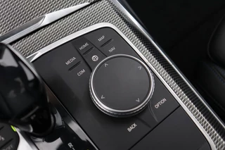 BMW 3-serie Touring 320i High Executive M-Sport |Bomvol!|Pano| Laser | Harman/Kardon | Memory | Camera | Apple Carplay | Head-Up | / 23