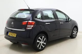 Citroen C3 1.2 PureTech Feel Edition Afkomstig van 1e eigenaar! l Climate Control l Cruise Control l Trekhaak l Elektrische ramen voor + spiegels l LED dagrij verlichting l ESP l ABS / 2