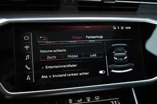 Audi RS6 Avant 4.0 TFSI quattro  Nardo Ceramic Pano Trekh Sportuitl HUD ACC Dynamic+ 4WS / 81