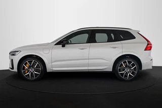 Volvo XC60 2.0 T8 Plug-in-hybrid AWD Polestar Engineered Bowers & Wilkins Panoramadak / 38