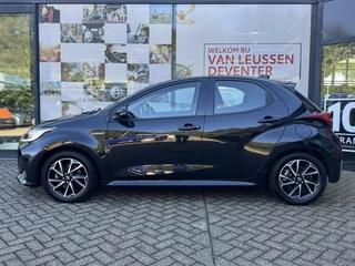 Toyota Yaris 1.5 Hybrid Dynamic APPLE/ANDROID CARPLAY TREKHAAK PARKEERCAMERA / 2