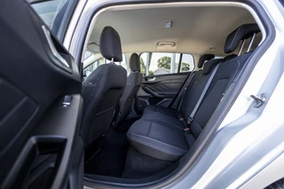 Ford Focus Wagon 1.0 EcoBoost Hybrid Titanium  | Carplay | Cruise | NL Auto / 11