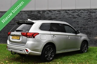 Mitsubishi Outlander 2.4 PHEV Plug in CAMERA/ANDROID CARPLAY/PDC/HALF LEDER/ETC.! / 26
