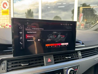 Audi RS4 2.9 TFSI RS4 QUATTRO Keramisch B&O Pano HUD Massage RS stoelen Alcantara Memory / 42