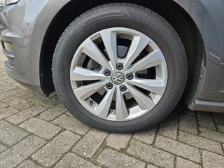 Volkswagen Golf Variant 1.0 TSI Connected NAVI TEL LM PDC CC / 7