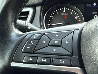 Nissan Qashqai 1.3 DIG-T N-Connecta 360 CAMERA - TREKHAAK - NAVI - STOELVERWARMING / 22