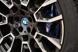 BMW X5 xDrive50e M-Sport  Frozen-grey Pano Trekh Massage ACC 360 HUD 4WS Soft-close H/K / 47