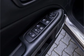 Jeep Compass 4xe 240 Plug-in Hybrid E lectric S | Pano | Alpine Sound | Stoelverkoeling / 24