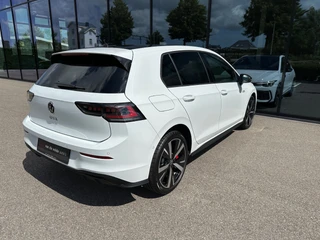 Volkswagen Golf 1.5 eHybrid GTE 272pk Head up | Black Style | IQ light | 360 Camera | Rijklaar incl. garantie / 37