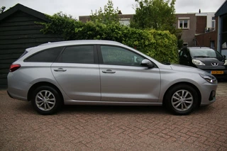 Hyundai i30 Wagon 1.0 T-GDi MHEV Comf / 2