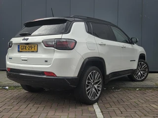 Jeep Compass 4xe 240 Plug-in Hybrid Electric Summit | Apple-Android | Parkeercamera | Leder bekleding / 4
