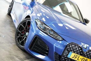BMW 4 Serie Gran Coupé M440i xDrive High Executive  ACC Opendak Wide Screen Head-up H&K Trekhaak Carbon Laser Light Portimao Blue! / 30
