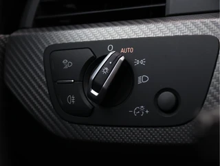 Audi A4 Avant RS4  | RS Dynamic | Pano | B&O | Massage / 43