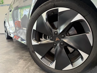CUPRA Born Impulse 62 kWh  Virtual Cockpit Apple/Android Auto PDC 24 Maanden garantie* (Vraag naar de voorwaarden) / 4