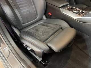 BMW 3-serie Touring 330e M-Sport Pro | LCI | Dravitgrau | 292PK | Plug-in Hybrid |Carplay | 19” | Harman Kardon | Trekhaak / 24