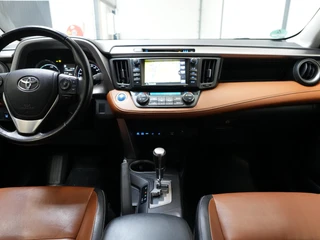 Toyota RAV4 2.5 Hybrid AWD Executive Business / 5