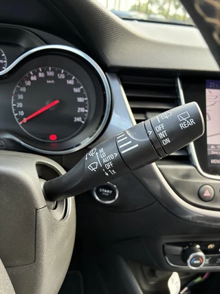 Opel Crossland X 1.2 Turbo 110Pk Innovation | Climate control | Navigatie | Camera | Cruise control | Parkpilot | Elektrisch Pakket | AGR | Trekhaak | LM-Velgen / 37