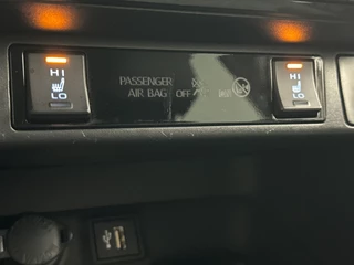 Toyota RAV4 2.5 Hybrid AWD Dynamic Trekhaak | 18'' L.M. Velgen | Elektrische Achterklep / 28