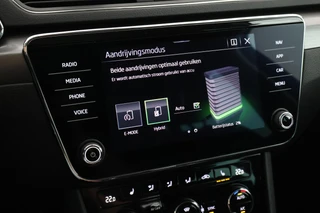 Skoda Superb Combi 1.4 TSI 218pk iV Business Edition Trekhaak Memory Stoelverwarming Virtual Cockpit Navigatie / 36