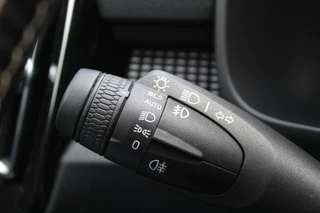 Volvo XC40 2.0 B4 R-Design  | Harman Kardon | Trekhaak | Memory | Adaptieve Cruise | Elektr. Achterklep / 13