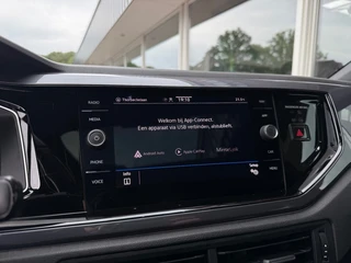 Volkswagen Polo 1.0 TSI Highline Business R NL Auto Pano R-Line Int. Ext. Carplay / 37