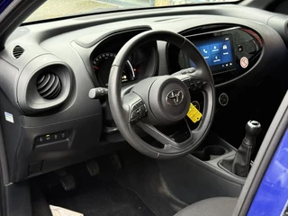 Toyota Aygo X PLAY NL-AUTO APPLE/ANDROID DAB+ AD-CRUISE AIRCO CAMERA / 5