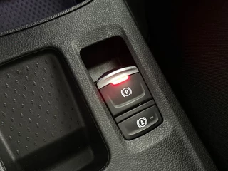 Renault Captur 1.6 E-Tech PHEV 160 Intens Groot Scherm + Navigatie | Parkeercamera | Cruise Control / 28