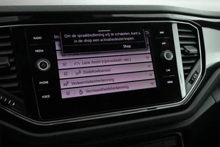Volkswagen T-Roc 1.5 TSI 150pk DSG Sport Black Style Keyless Camera Virtual Cockpit Navigatie / 30