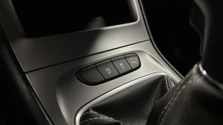Opel Astra Sports Tourer 1.2 Business Edition TREKHAAK CRUISE LM CARPLAY. / 43