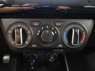 Suzuki Swift 1.2 Select Smart Hybrid NAVI-APP/CAMERA/AIRCO/LED/16"LMV! / 7