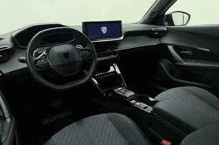 Peugeot 2008 1.2 Hybrid 145 Allure | Climate & Cruise Control | Parkeersensoren voor + achter | AppleCarplay/Android Auto | / 16