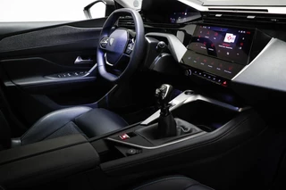 Peugeot 308 1.2 PureTech Allure Pack Business | ERGO COMFORT | CONNECTED SERVICES | DRAADLOZE LADER | STOELVERWARMING | CAMERA / 4