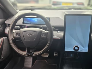 Ford Mustang Mach-E Extended AWD 98 kWh SOH 92% | Trekhaak | All Wheel Drive / 9