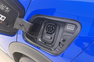 Peugeot e-2008 EV Allure Pack 50 kWh | Achteruitrijcamera | Lichtmetalen velgen | Navigatie | Apple Carplay/Android Auto | / 33