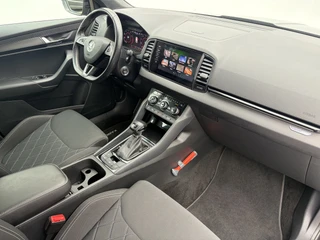 Škoda Karoq 1.5 TSI ACT Sportline Business Trekhaak Adap.Cruise Camera Stoelverw Orig.NL Voll.Onderhouden! / 5