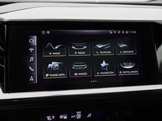 Audi Q4 e-tron 40 Launch edition S Competition 77 kWh 204 Pk | Stoelverwarming | Panorama dak | Adaptive Cruise | Matrix LED | Camera | CarPlay | 21 inch | 93.167 Km !! / 30