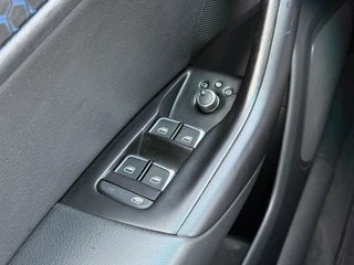 Audi Q3 BWJ 2017 2.0 TFSI 200 PK quattro Sport Pro Line S AUTOMAAT  TREKHAAK | PANO | CAMERA | LEDER | FULL LED | CLIMA | CRUISE | NAVI | ELELKTR. STOELEN | ELEKTR. ACHTERKLEP | LMV | PDC / 10
