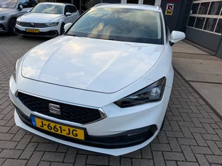 Seat Leon Sportstourer 1.5 TSI Style Launch Edition / ACC / Led / CarPlay / Trekhaak . / 14