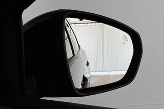 Peugeot 3008 1.2 PureTech GT Black Pack Trekhaak Keyless Stoelverwarming / 26