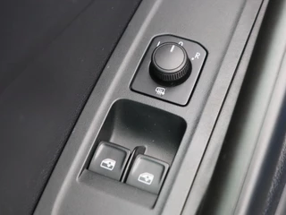 Škoda Fabia 1.0 MPi Ambition | Cruise Control | Airco | CarPlay | Parkeersensoren | 64.451 Km !! / 17
