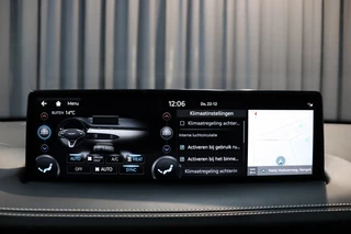 Genesis GV70 Panoramadak | BTW | Adaptive Cruise Control / 35