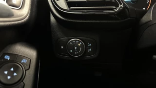 Ford Fiesta 1.0 EcoBoost Hybrid Titanium NAVI CRUISE CARPLAY. / 21