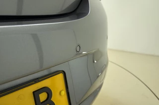 Opel Corsa 1.4 16v 90pk 5drs Favourite | Navigatie | Airco | Cruise control | Lichtmetalen velgen | Parkeersensoren | Dealeronderhouden / 8